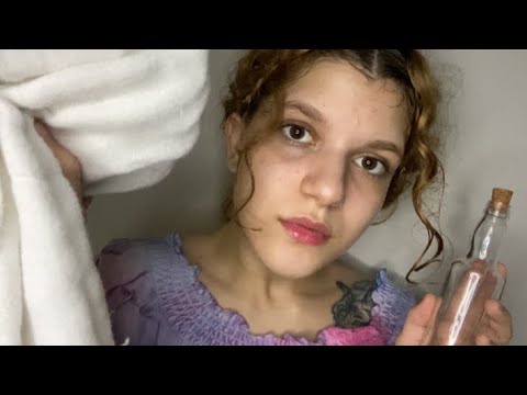 ASMR || CURANDEIRA MEDIEVAL TRATANDO SUAS FERIDAS