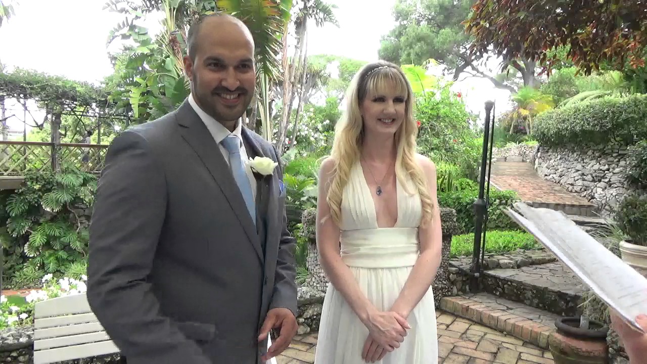 Marriage in Botanical Gardens by Sweet Gibraltar Weddings