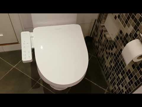 The Enormous Xiaomi SmartMi toilet bidet from Banggood Smart Toilet Cover Xiaomi 2