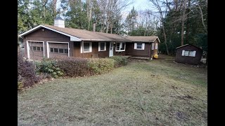 Lakeside Living at Its Finest – Great Sacandaga Lakefront Ranch!