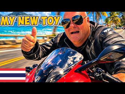 Exploring a New Toy in Pattaya - Travel Vlog