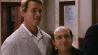 First Rule In A Crisis Situation - Arnold Schwarzenegger - Twins