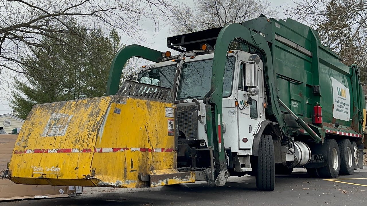 Waste Management Pete 320 McNeilus Pacific Curotto Can Garbage Truck