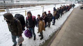 Germany sending more migrants back to Austria amid assaults