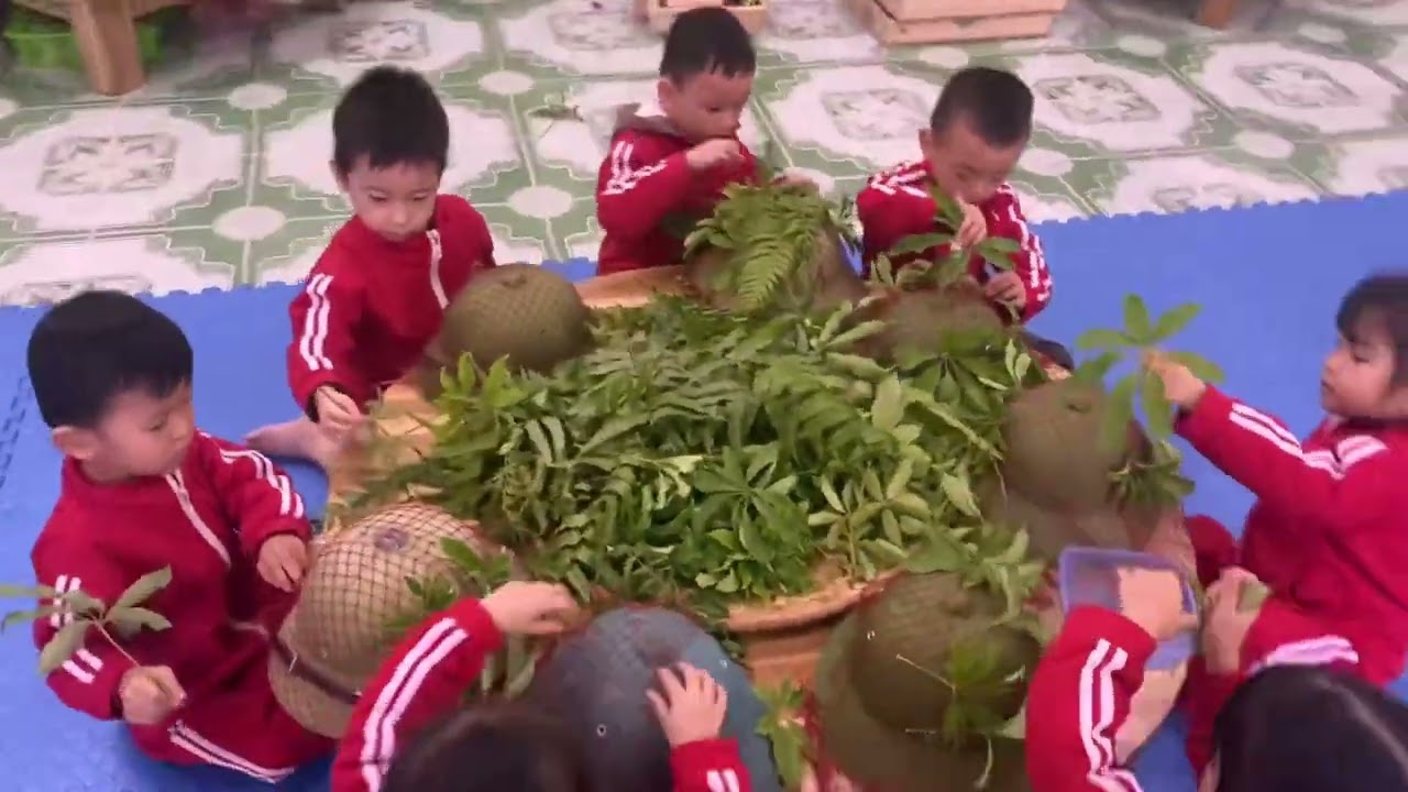 Hoạt động STeam: Làm quà tặng chú bộ đội