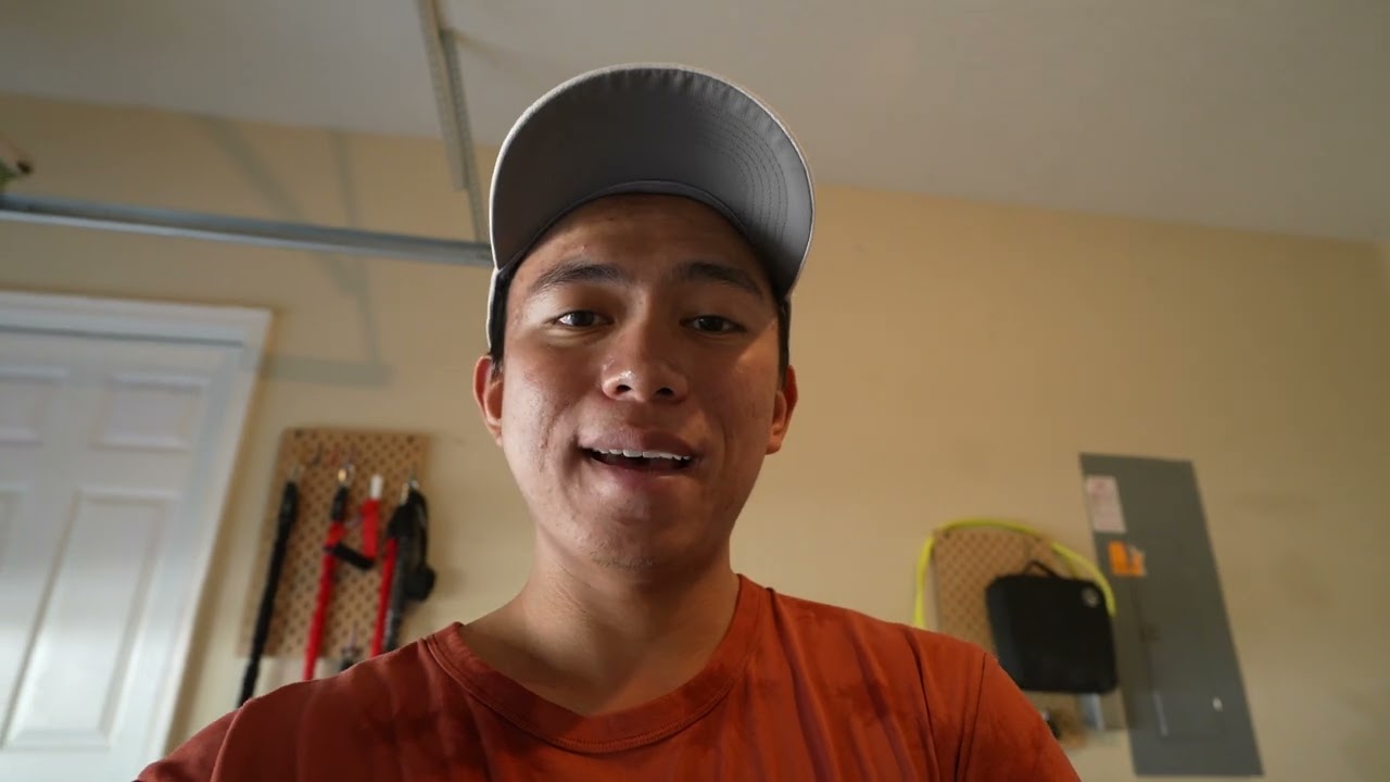 Golf swing thoughts and IKEA furniture | VLOG_11