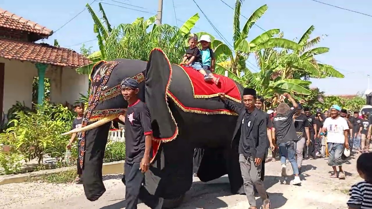 kirab grebek muludan desa pondok babadan ponorogo part 2