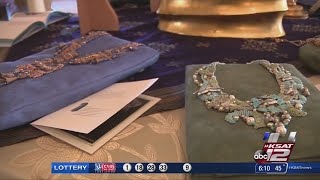 San Antonio artist incorporates art into jewelry