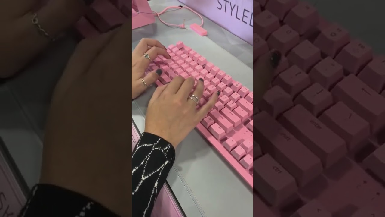 916_The worlds clickiest keyboard 🤤 