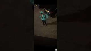 DELIVEROO DRIVER EATS CUSTOMERS FOOD AS SHE REFUSES TO GO DOWN AND PICK IT UP #FUNNY
