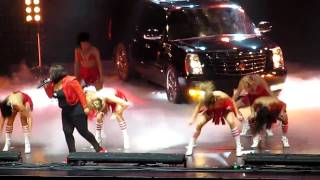 Glee Live Bust the windows.MOV