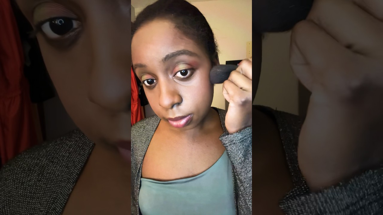 Groovy Color Make Up