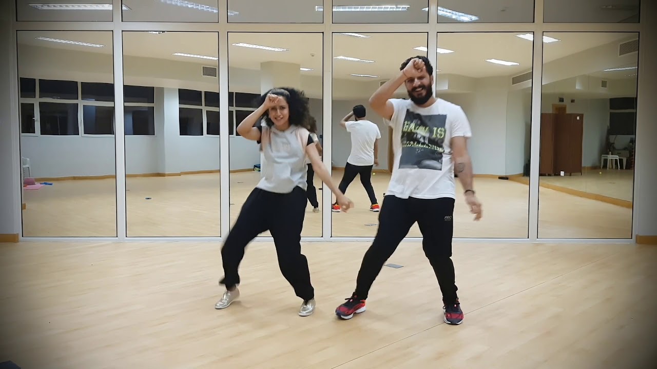 Oonchi hain Building | Judwaa2 | Choreography done by Mizba & Arjun