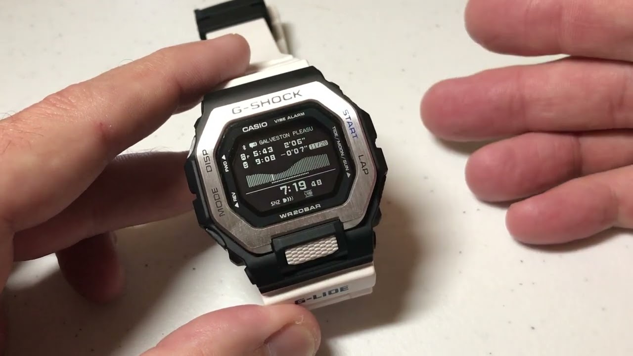 CASIO G-SHOCK GBX100 画面のチラつきあり G-SHOCK G-LIDE GBX-100-8JF メンズ 電池式 Bluetooth デジタル 反転