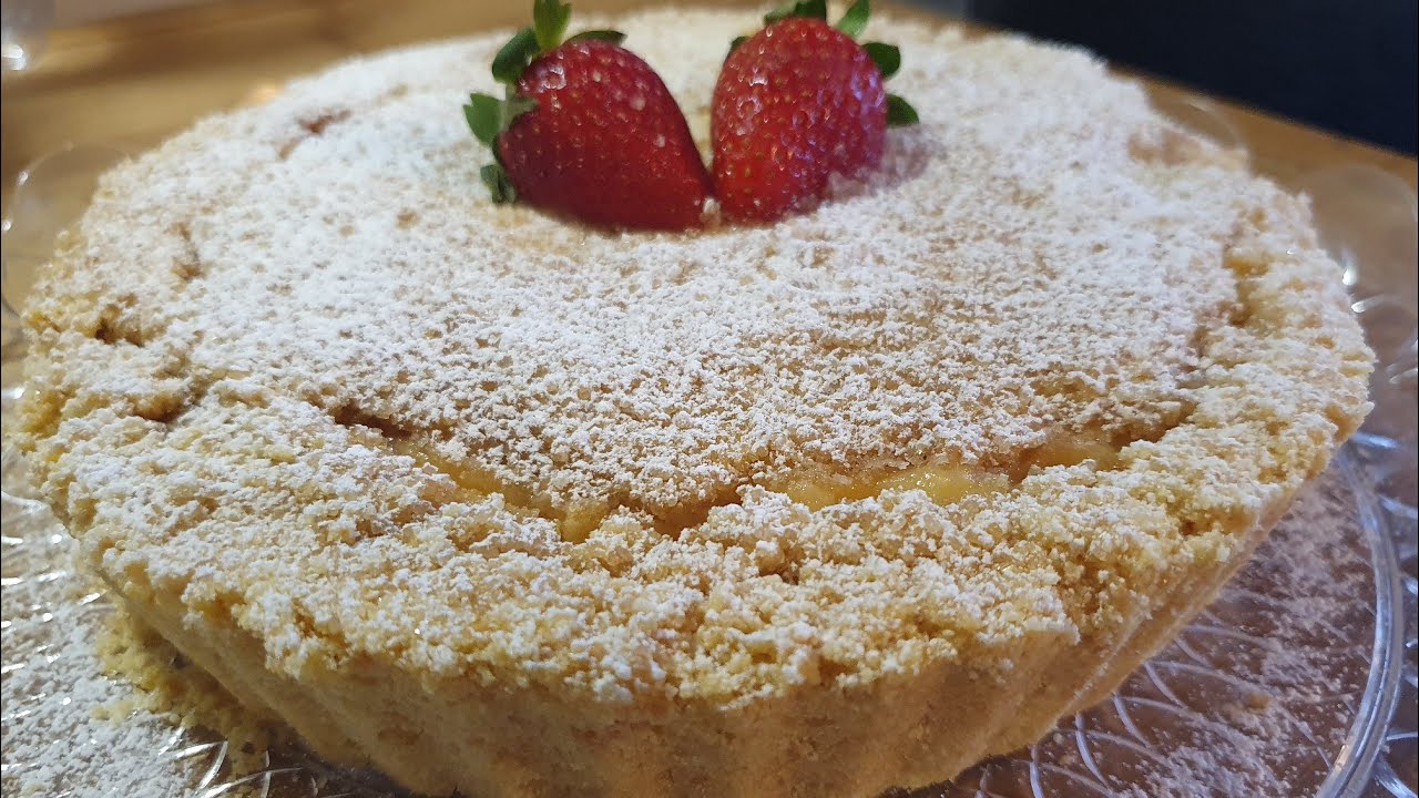 SBRICCIOLATA CON CREMA PASTICCERA E FRAGOLE FRIGGITRICE AD ARIA