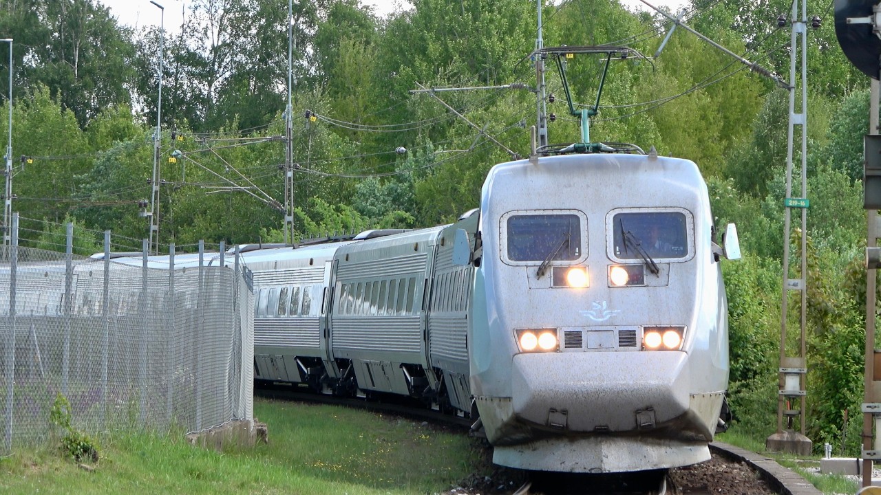 Summer on the railway part 37 - Trains in Alvesta