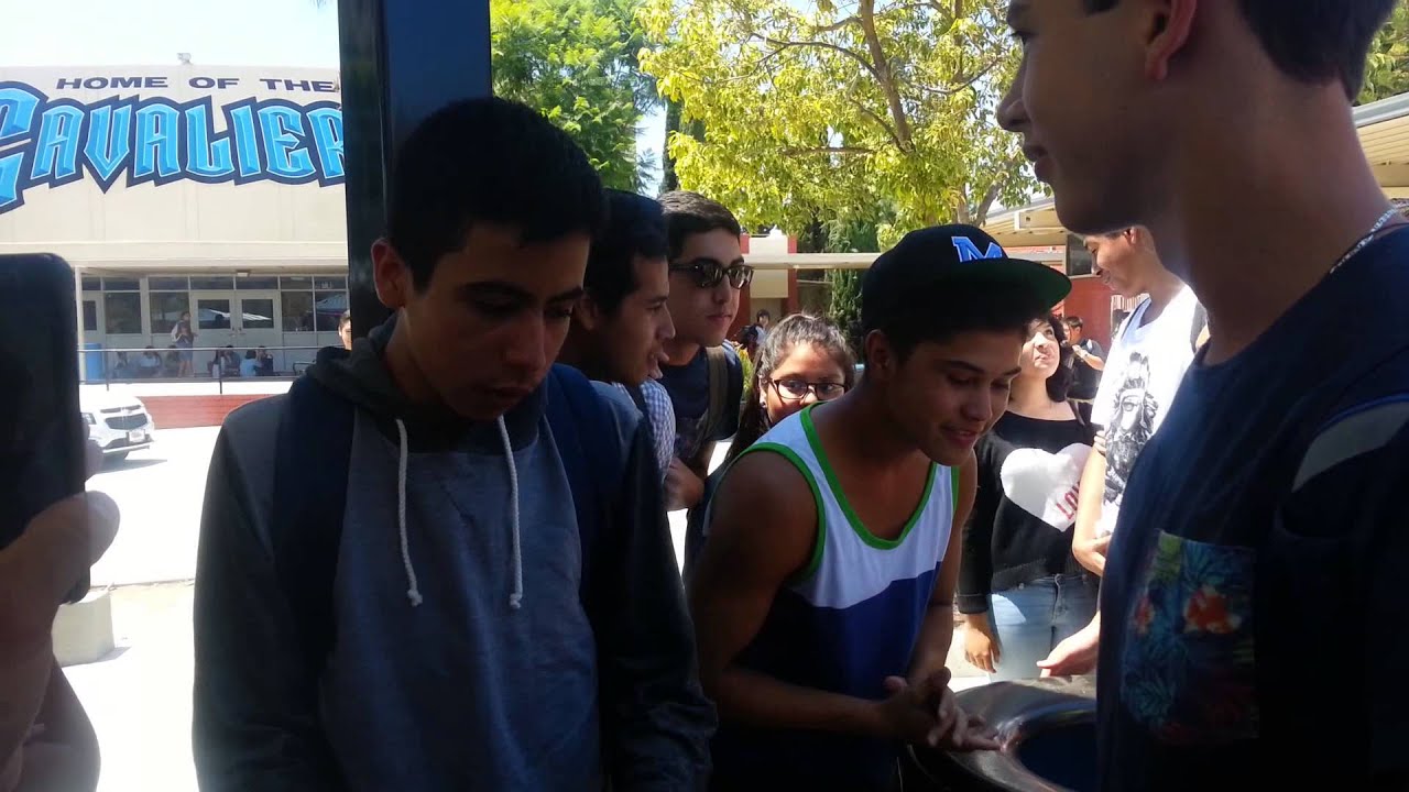 Hot fire high school rap battle - YouTube