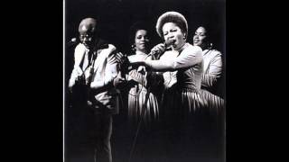 Staple Singers - This Old Town (People in this town)