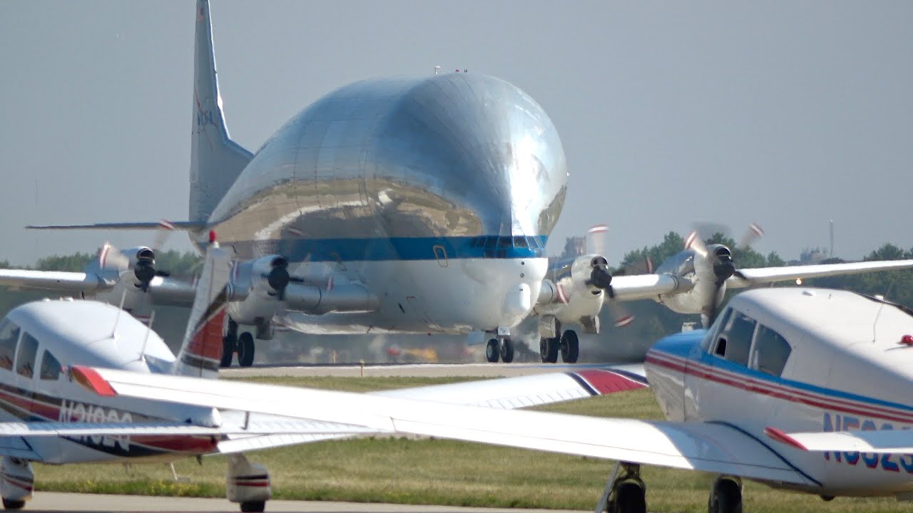 NASA Super Guppy Departs Oshkosh | EAA Airventure Oshkosh 2023