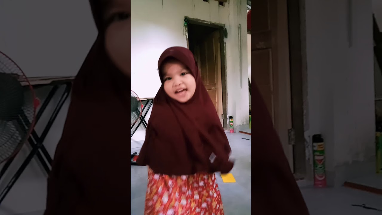 Di sini senang' di sana senang - YouTube
