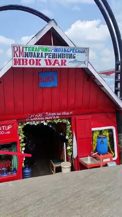 cari makan di bawah jembatan Ampera Palembang,siapa yg udah pernah ksini 🤭