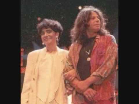 Mira Mia Martini Cu'mme con E. Gragnaniello (live) en YouTube Mira Mia Martini Cu'mme con E. Gragnaniello (live) en YouTube