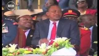 President Uhuru caught on camera singing 'Sura Yako' by Sauti Sol