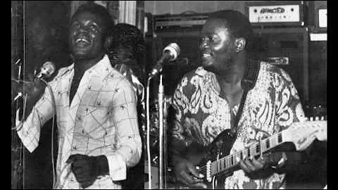 Napekisi Yo Kobima (Franco) - Franco & le T.P. O.K. Jazz 1977