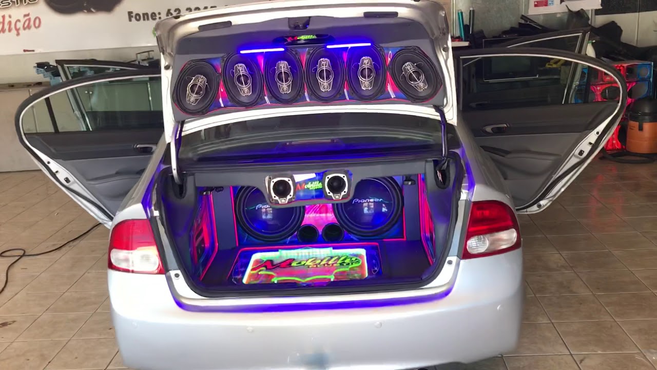 Honda Civic som no porta malas