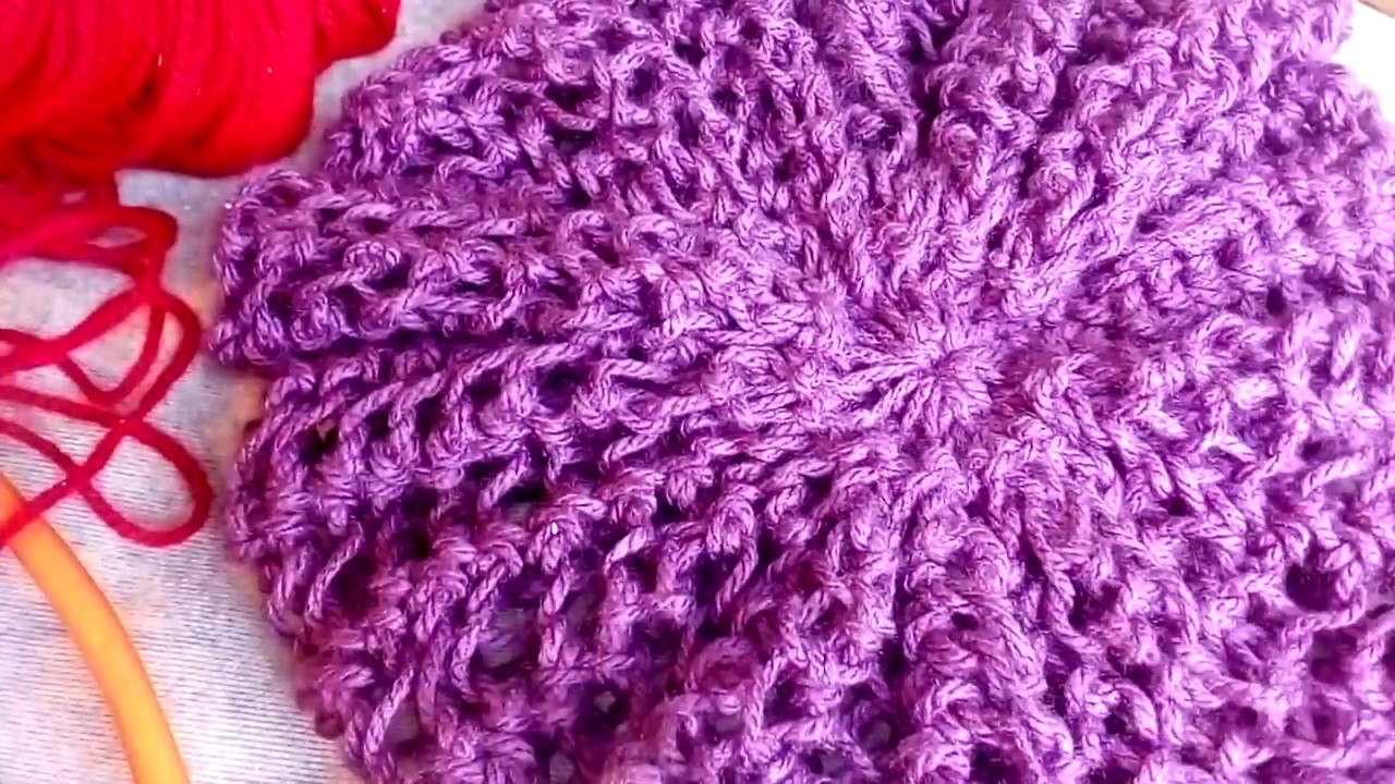 Boina bohemia tejida en agujas o palitos