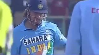 MSD killed Pakistani baller with his helicopter Short