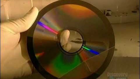 How are CDs made