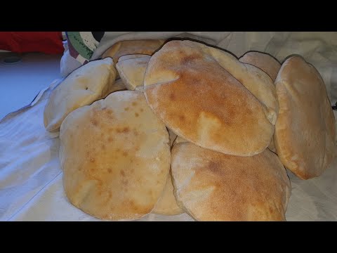 Video: Kuinka tehdä leipää mikroaaltouunissa: 11 vaihetta (kuvilla)