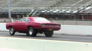 Superbee Vs Cuda @ Maple Grove Mopar Action