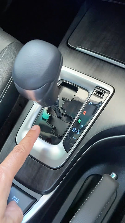Correct operation of automatic transmission when reversing #fortunergrsport #fortuner #mangadhi