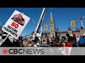 Ottawa protesters set up structures as demonstrations continue