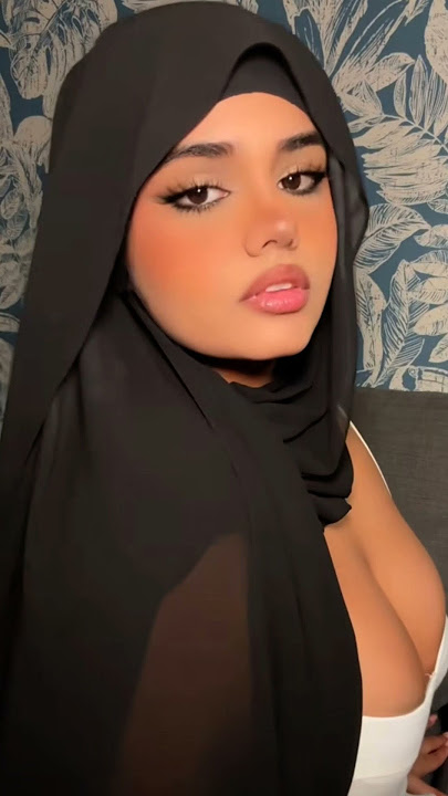 Gadis Muslim Berhijab yang Seksi 🇮🇳 🔥