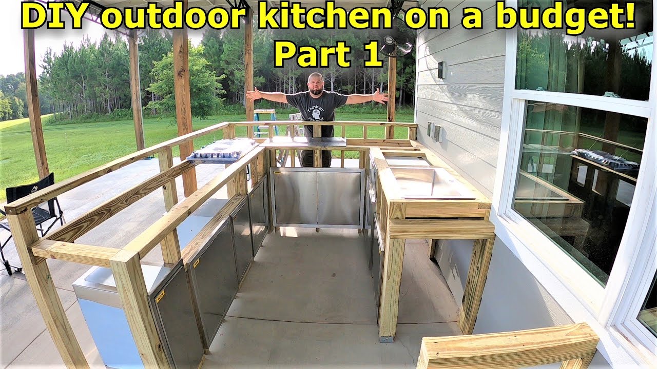 How to Create an Outdoor Kitchen 