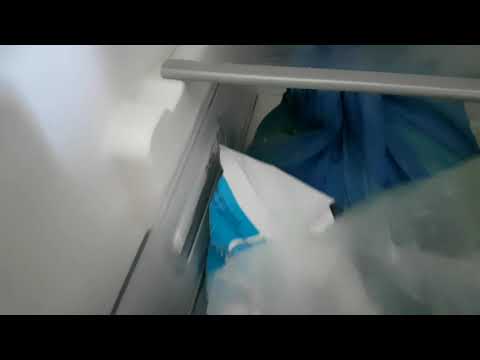 Трещит громко холодильник Whirlpool WBE3322 NFW