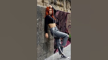 Best Way to Add Realistic Graffiti Art on a Wall in Adobe Photoshop #shirts