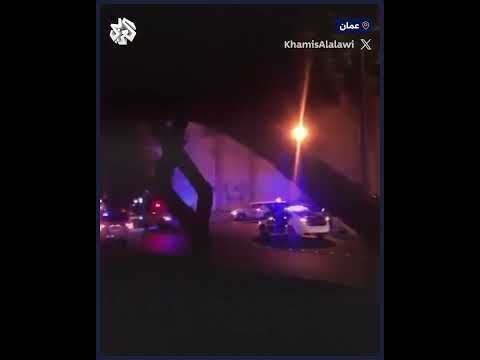 شاهد لحظات إطلاق النار قرب مسجد في العاصمة العمانية مسقط