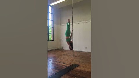 Pole Trick: Invert to Ayesha - One Handed Transition.