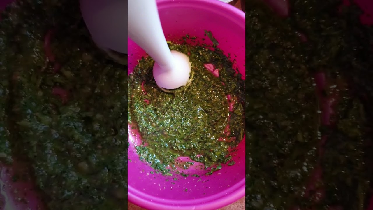 חציל במילוי פסטו אגוזים ופרגיות