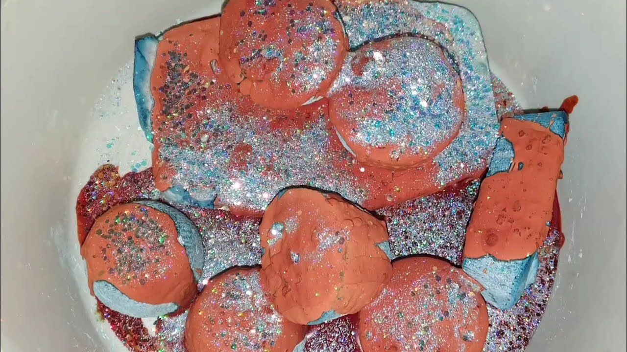 Reformed Gym Chalk topped with Orange Cornstarch paste 🧡💙 - YouTube