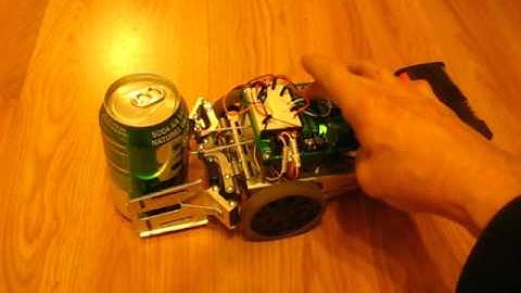 Boe Bot gripper can test