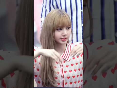 LISA SO PRETTY INSANE