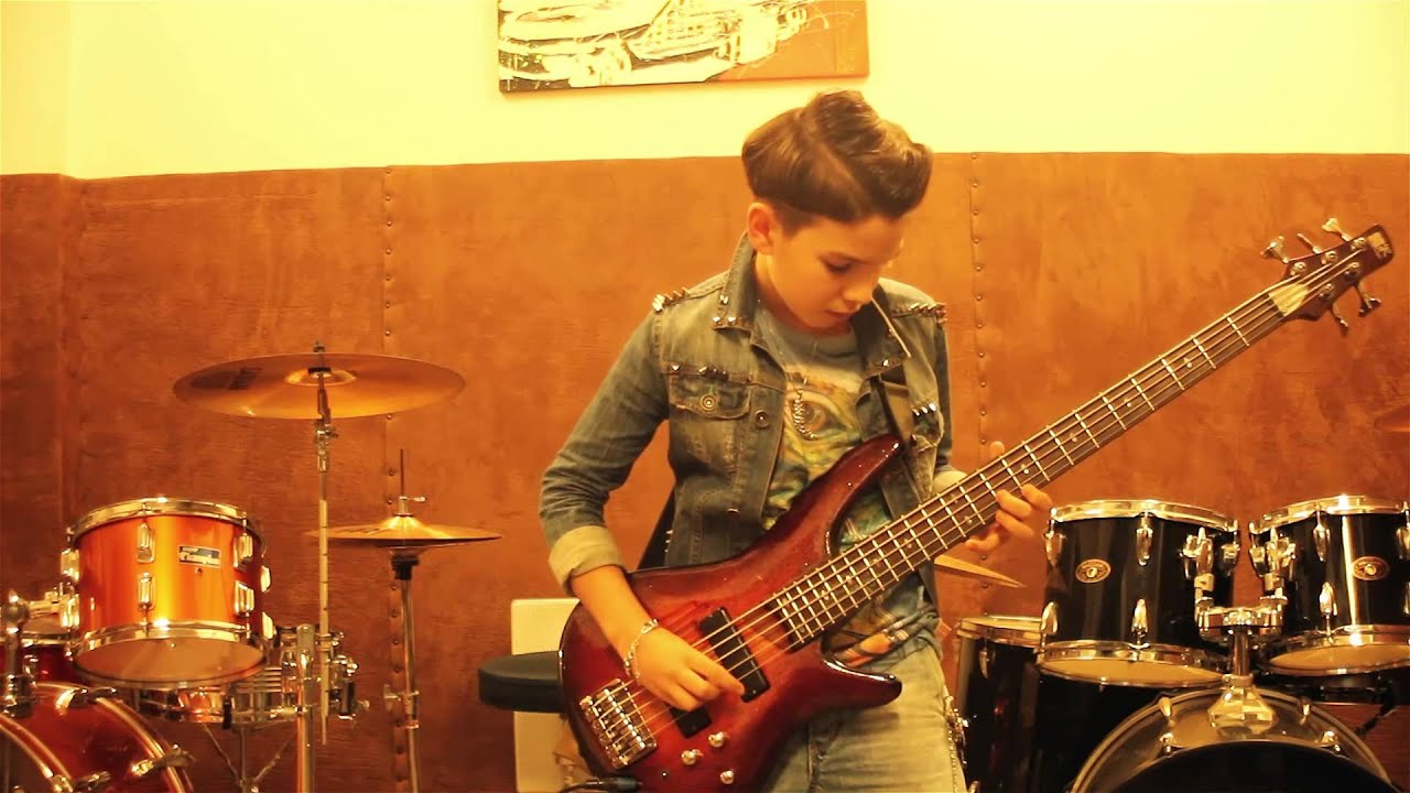 Andy Ciobanu Chitara Bass Solo Metallica Youtube