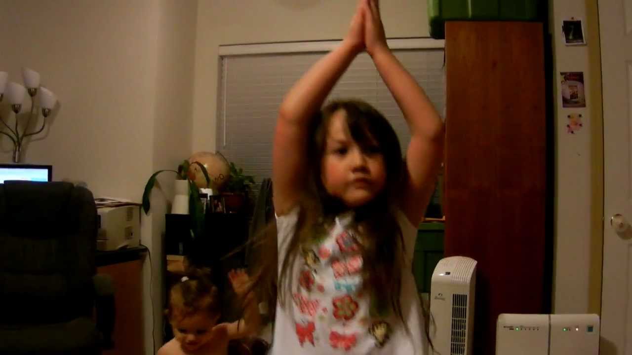 S K sprockets dance S91E1887 YouTube