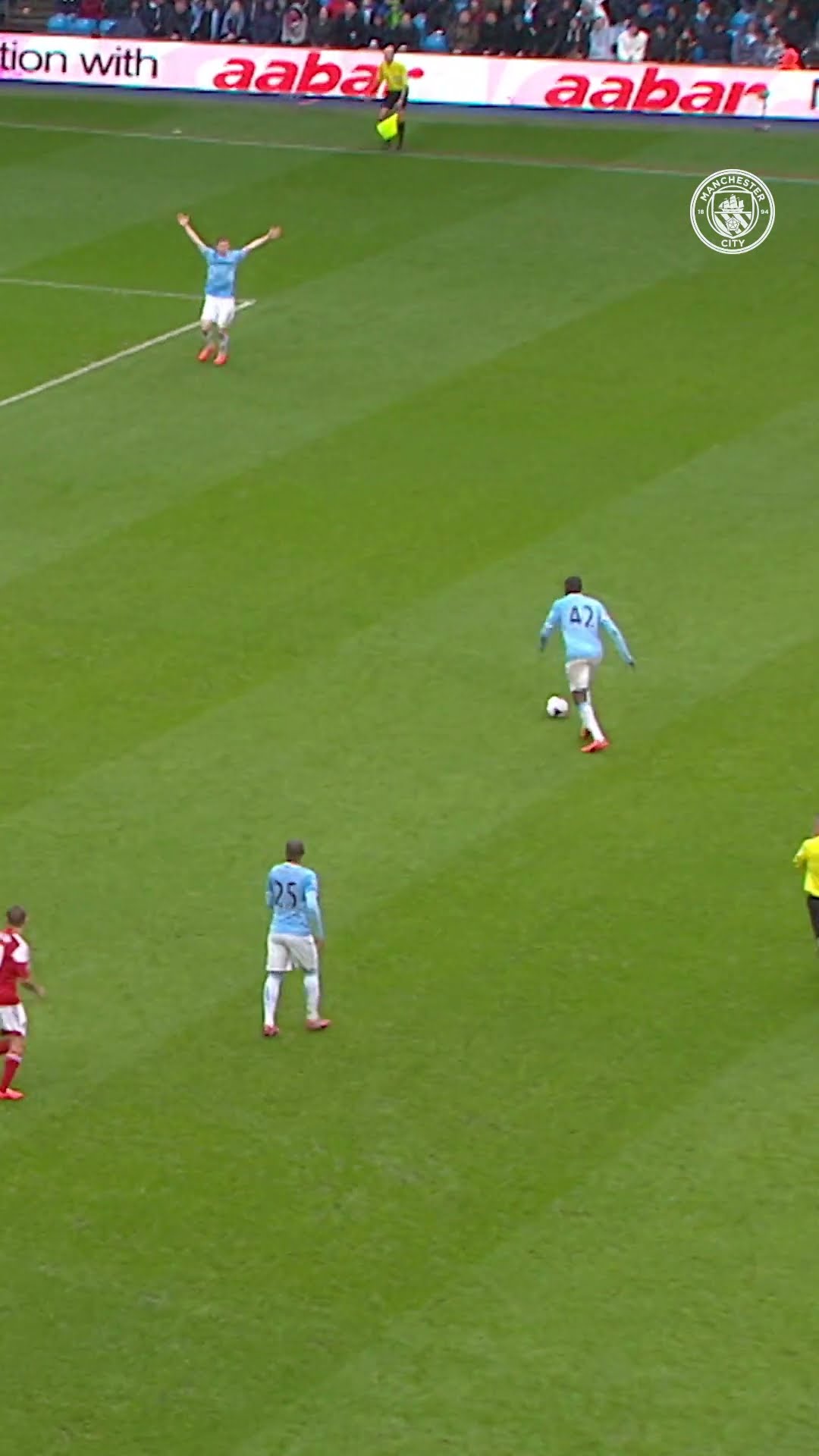 ☄️ ICONIC YAYA TOURE ?? #mancity #football #shorts #shortsvideo #shortsfeed #goals #skills
