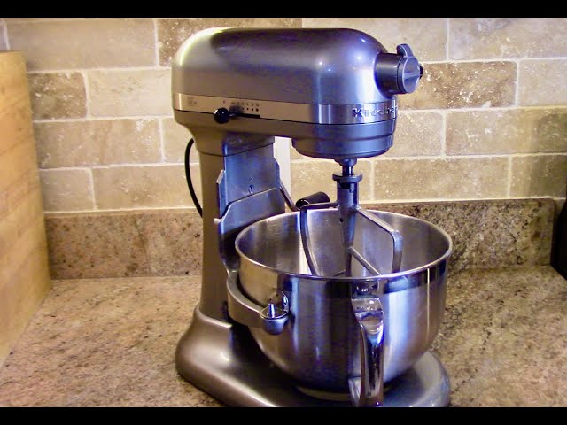 Stand Mixer Tips: A Pinch Of Help